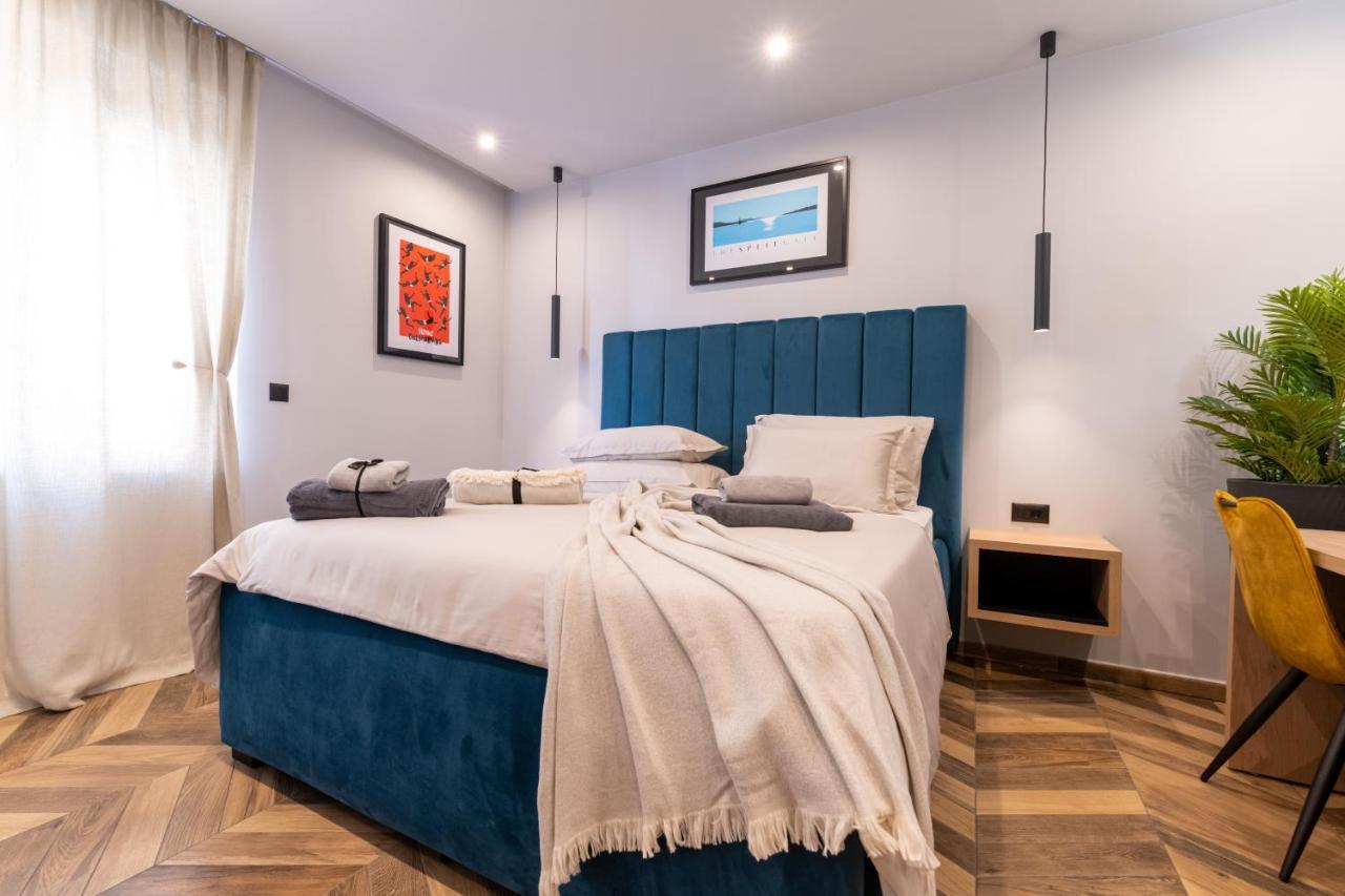 West Coast Deluxe Rooms Split Exterior photo